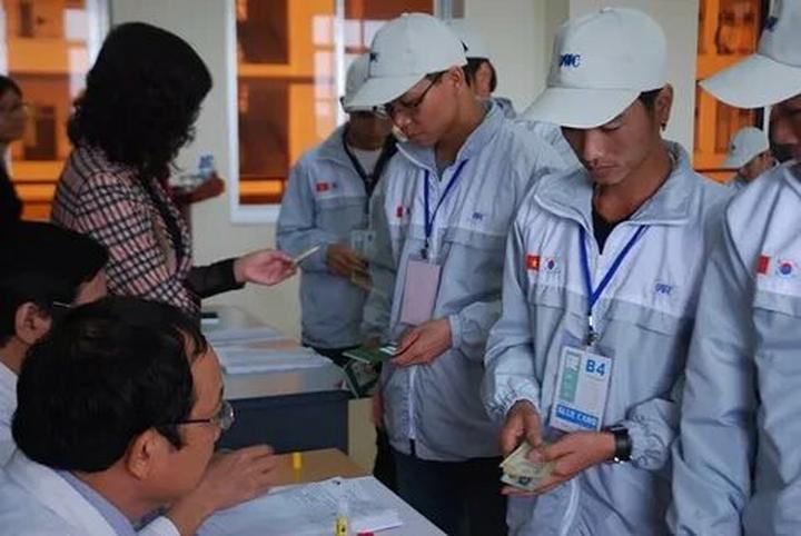 Vàng từ những khoảnh khắc đáng yêu: Kiếm tiền từ thú cưng với Hotspot Matrix